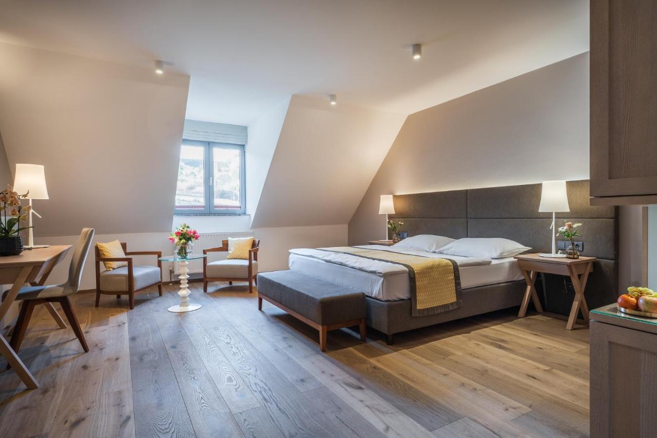 Hotel Turmhof Gumpoldskirchen Bagian luar foto