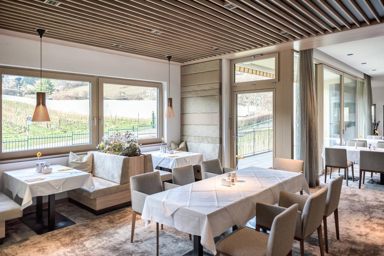 Hotel Turmhof Gumpoldskirchen Bagian luar foto