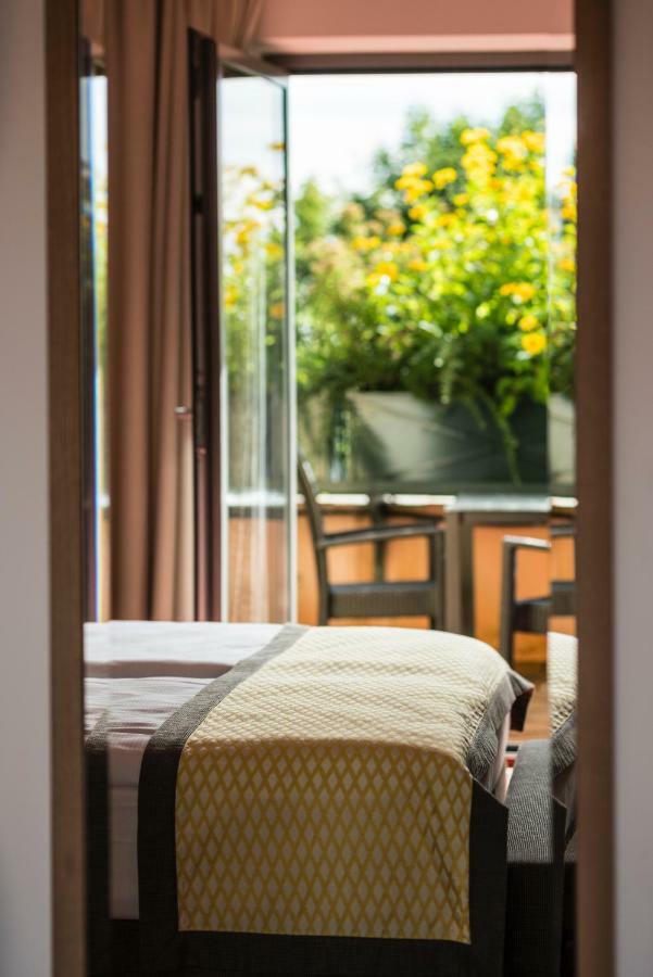 Hotel Turmhof Gumpoldskirchen Bagian luar foto