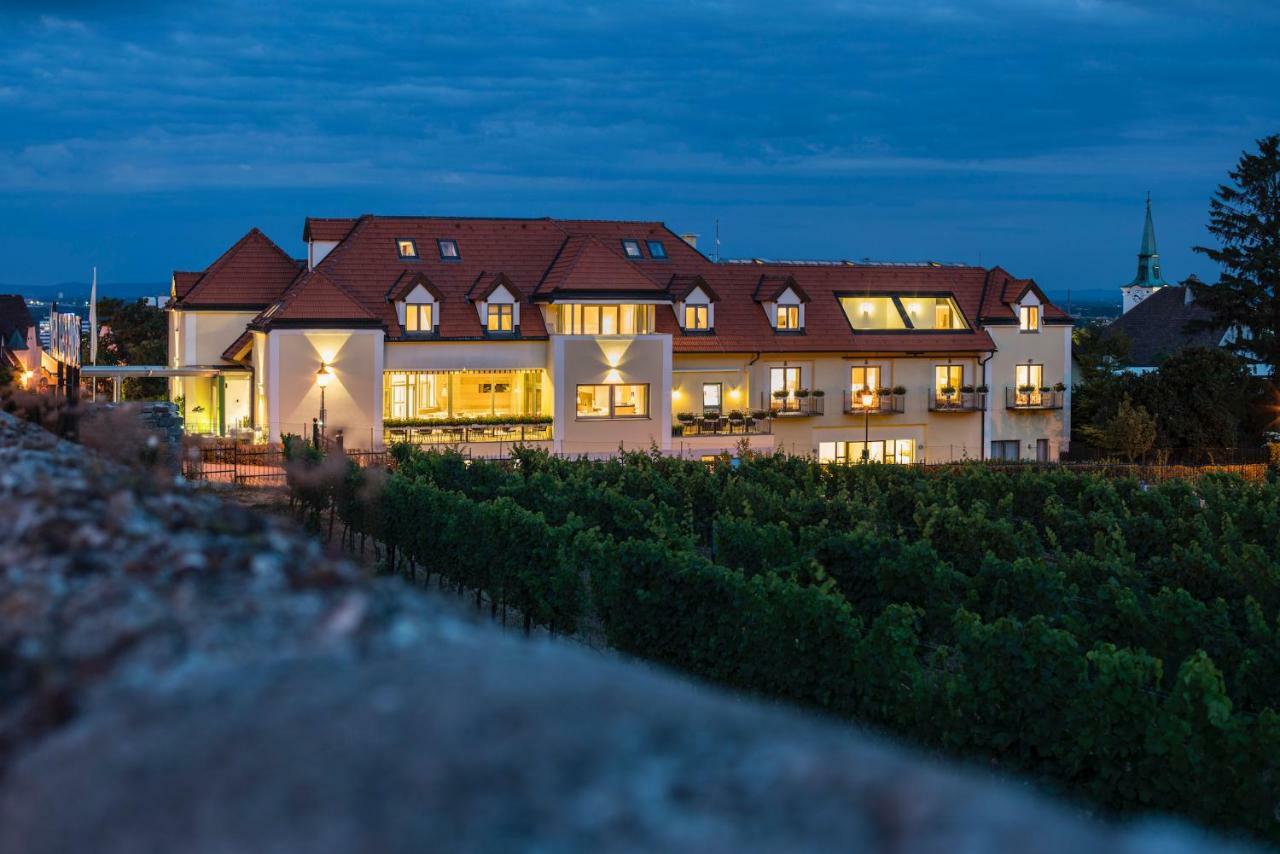 Hotel Turmhof Gumpoldskirchen Bagian luar foto